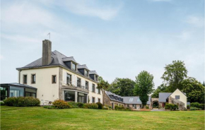 Amazing apartment in Concarneau with Sauna, Heated swimming pool and 1 Bedrooms